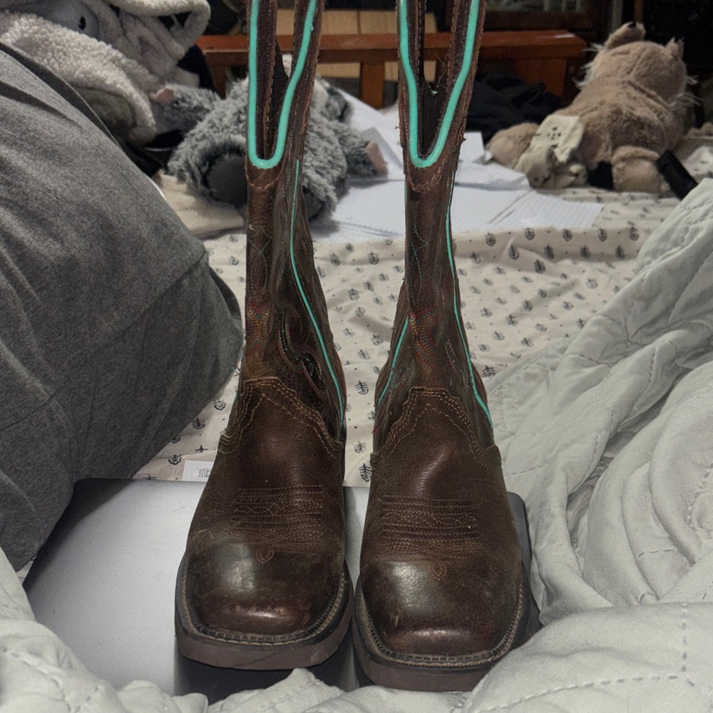 Justin Boots Brown Leather Cowboy Boots with Teal Trim